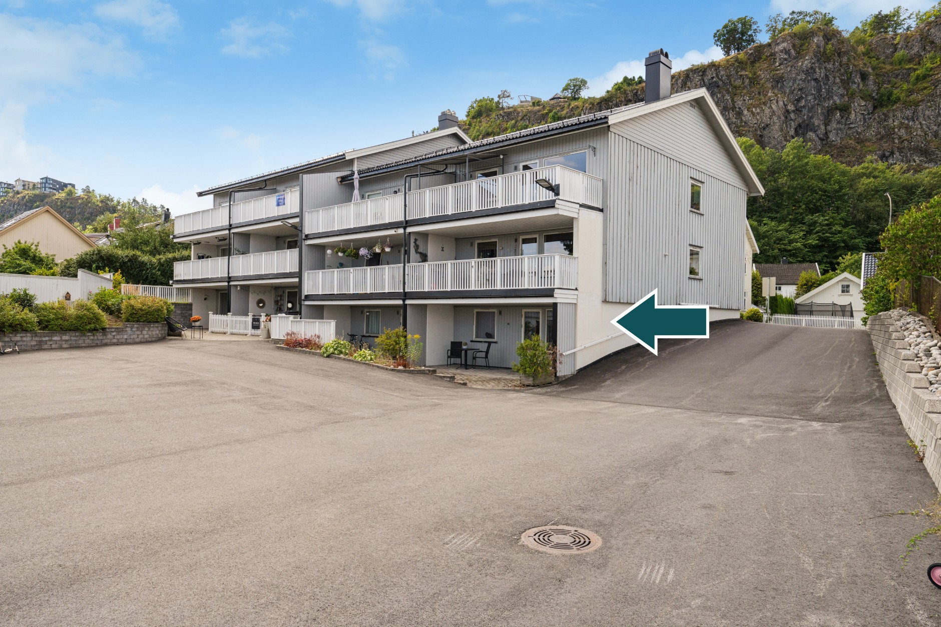 Bilet 21A, HOLMESTRAND