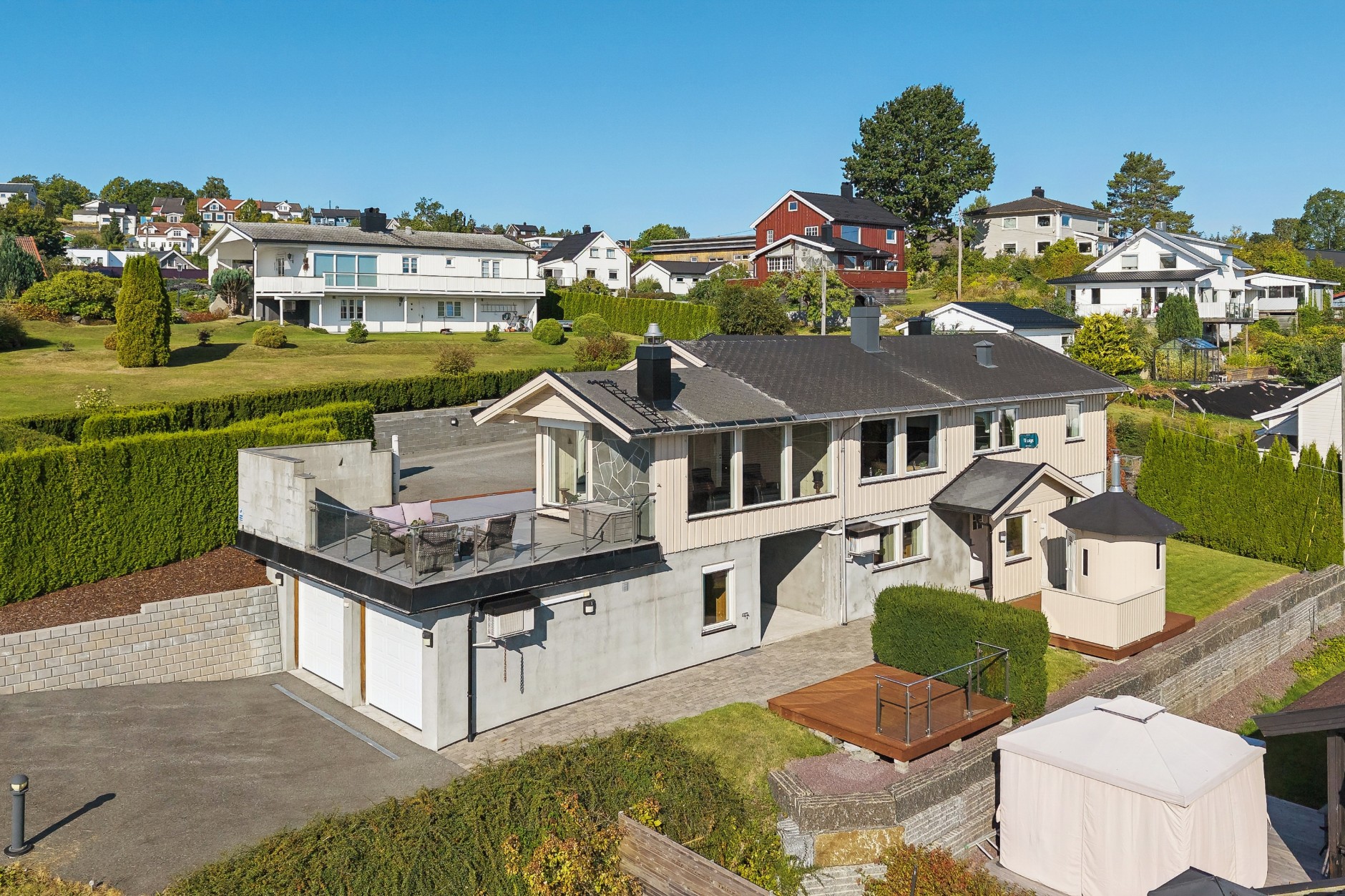 Hvitsteinbakken 14B, HOLMESTRAND