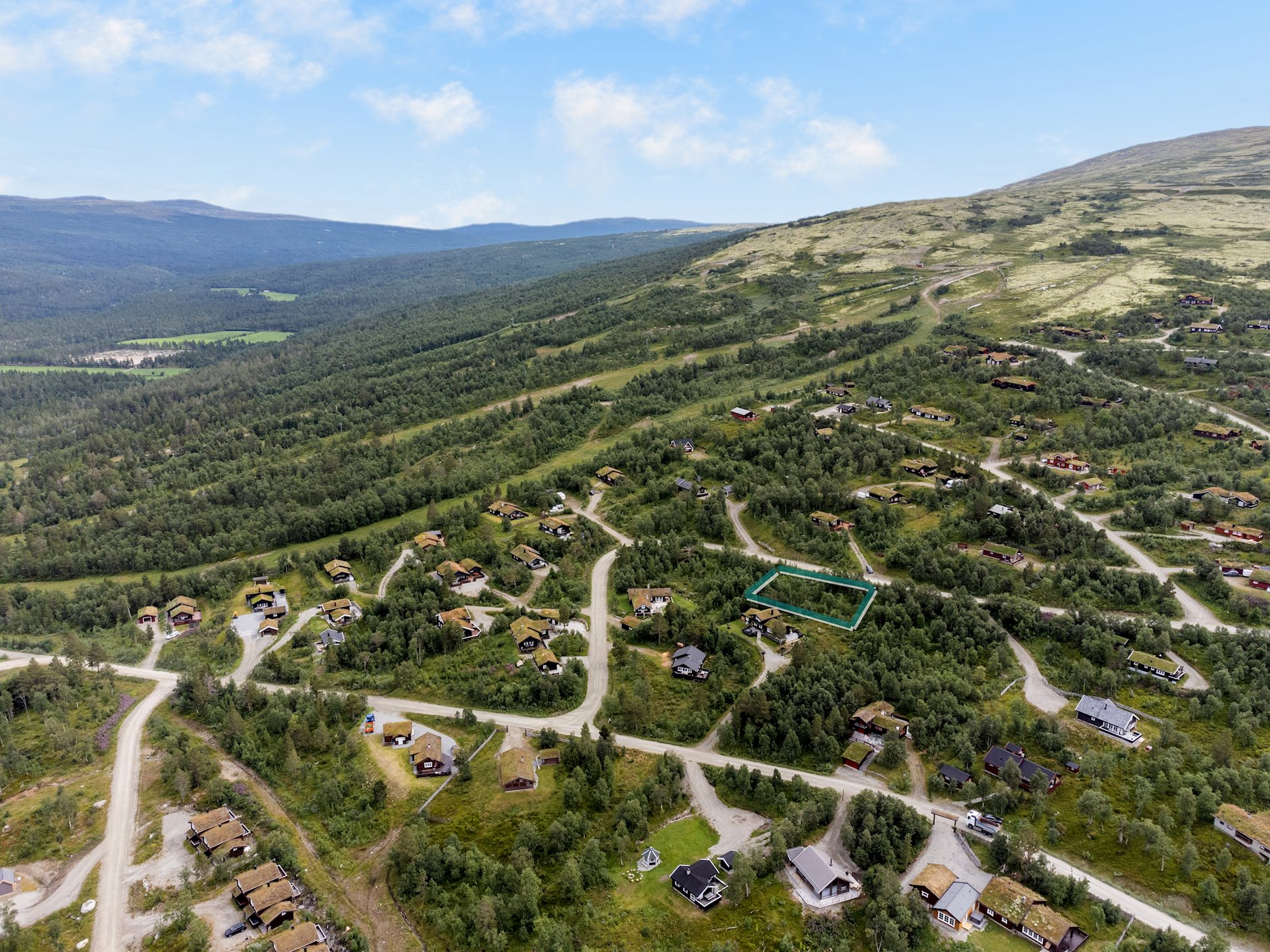 Плац, 1021 m²