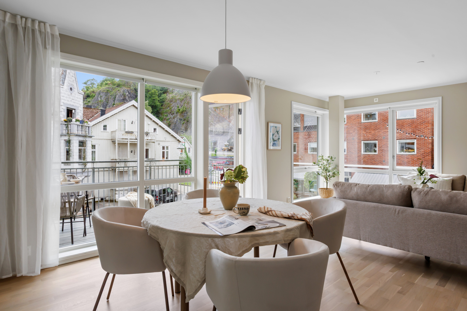 Langgaten 19, HOLMESTRAND