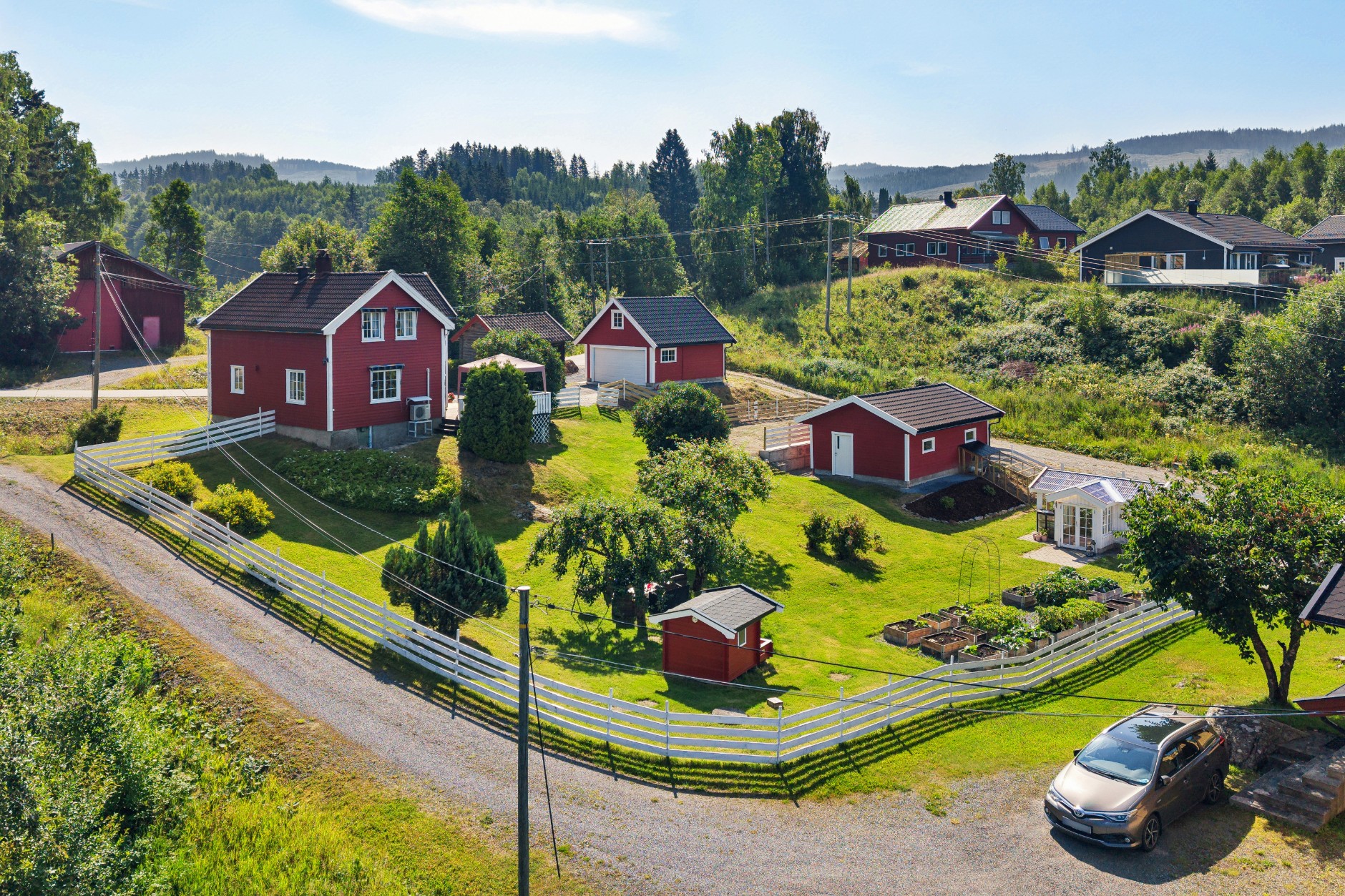 Kanadaveien 426, JEVNAKER