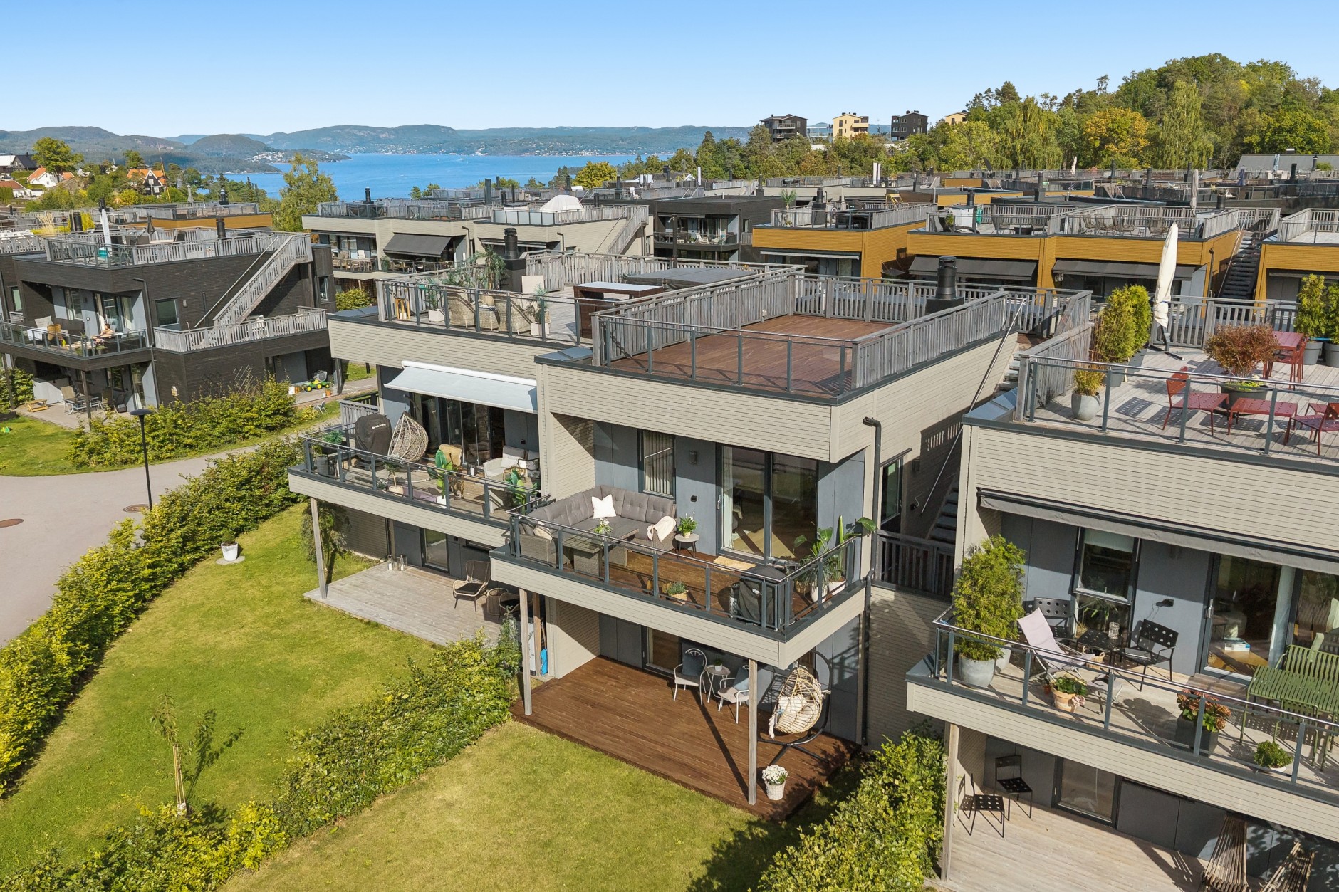 Eikelund 55, HOLMESTRAND