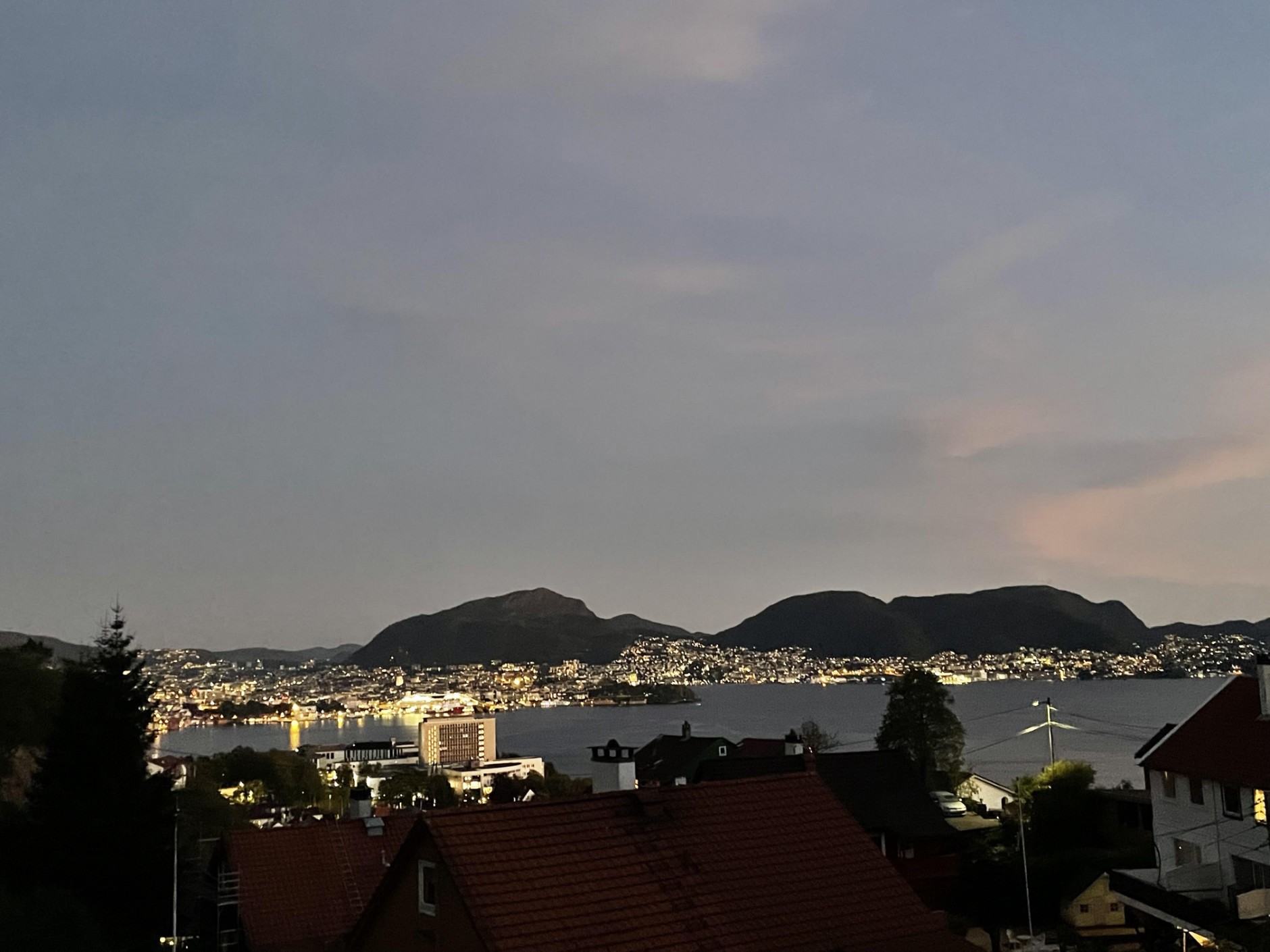 Øyjordsbotn 6, BERGEN | DNB Eiendom | Fra hjem til hjem