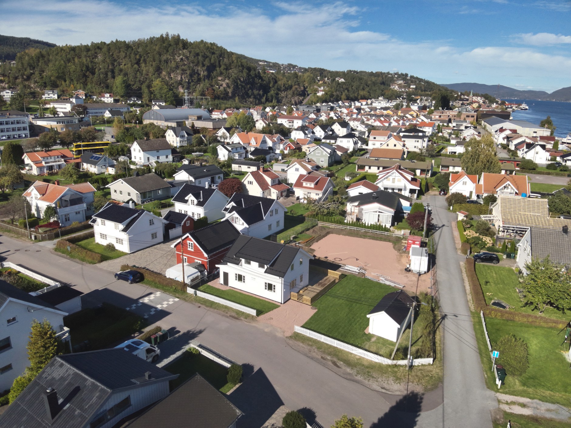 Sjøveien 8, SVELVIK | DNB Eiendom | Fra hjem til hjem