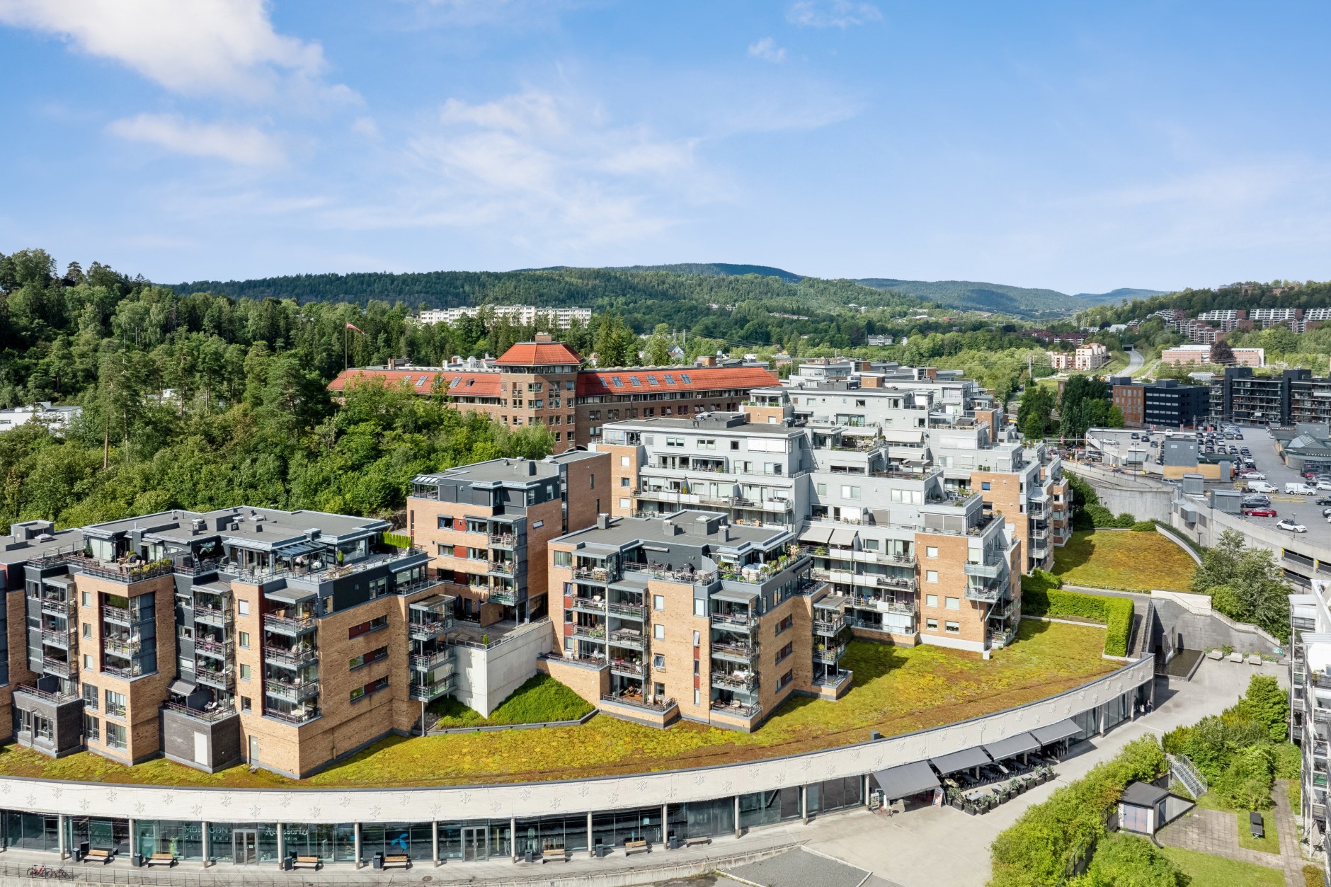 Kjørbokollen 25, SANDVIKA | DNB Eiendom | Fra hjem til hjem