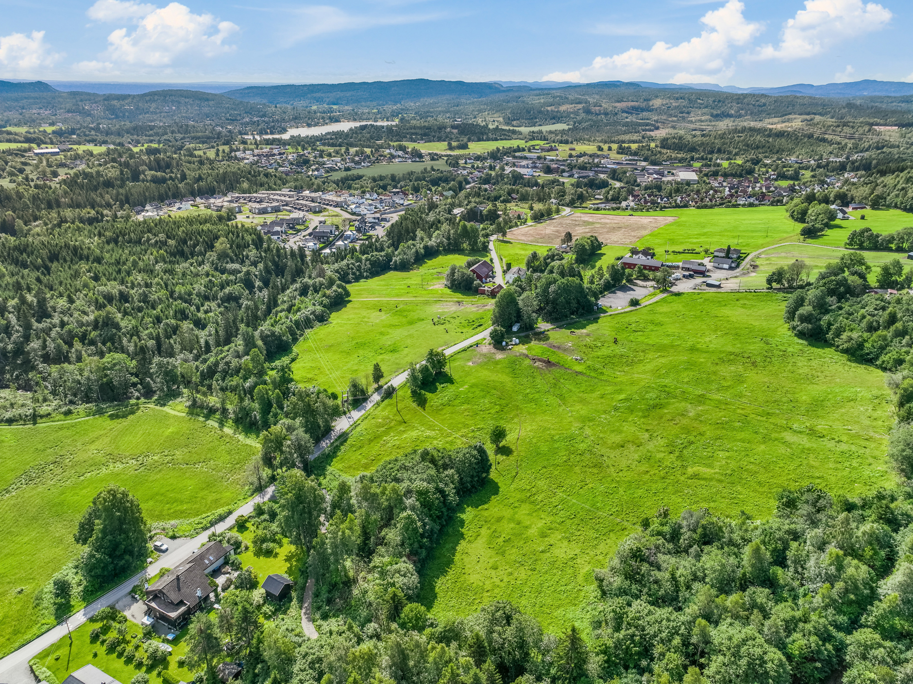 Ovenstadveien 53, LIERSKOGEN | DNB Eiendom | Fra hjem til hjem